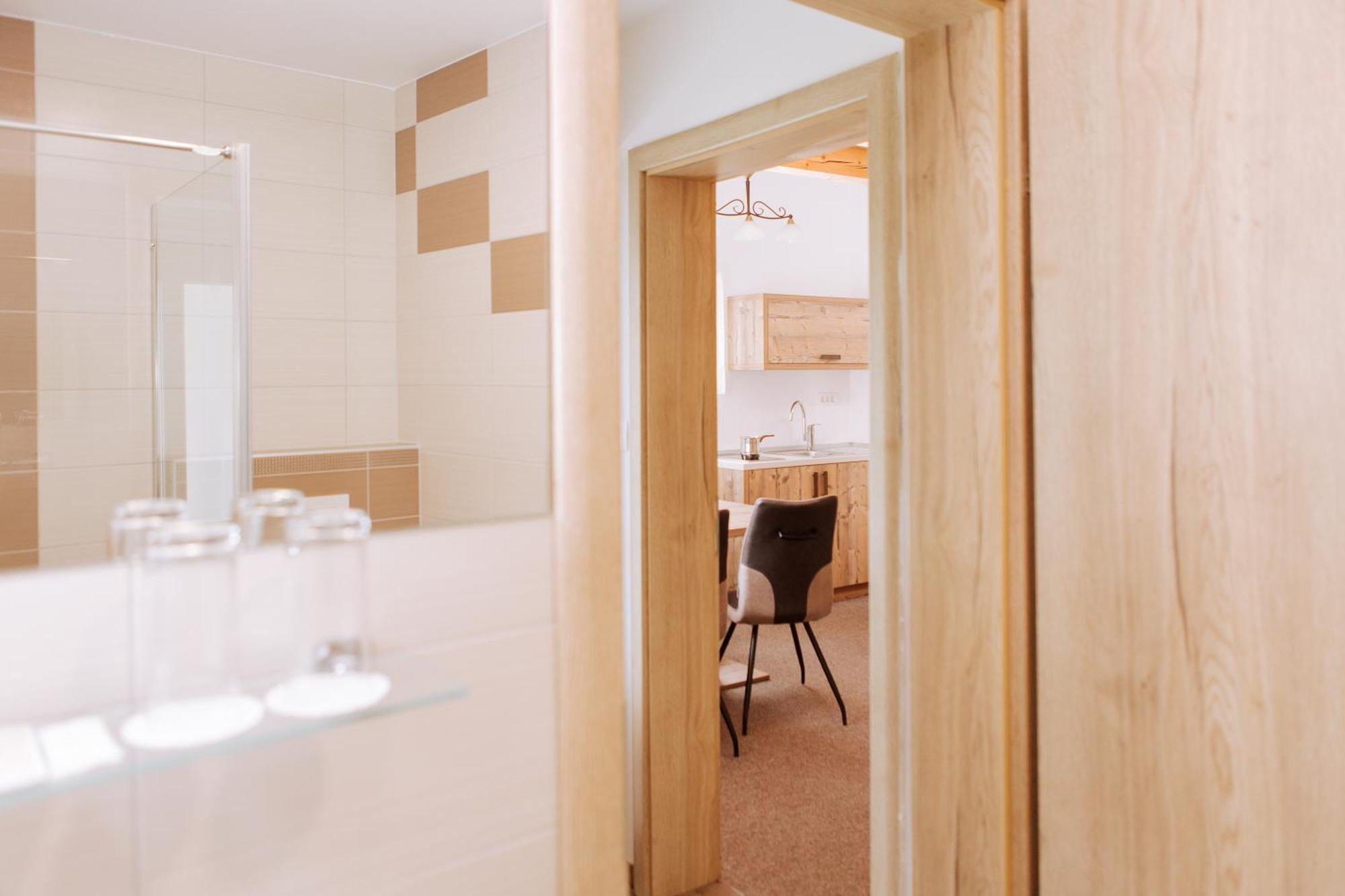 Hotel Gostisce Krivograd Prevalje Habitación foto