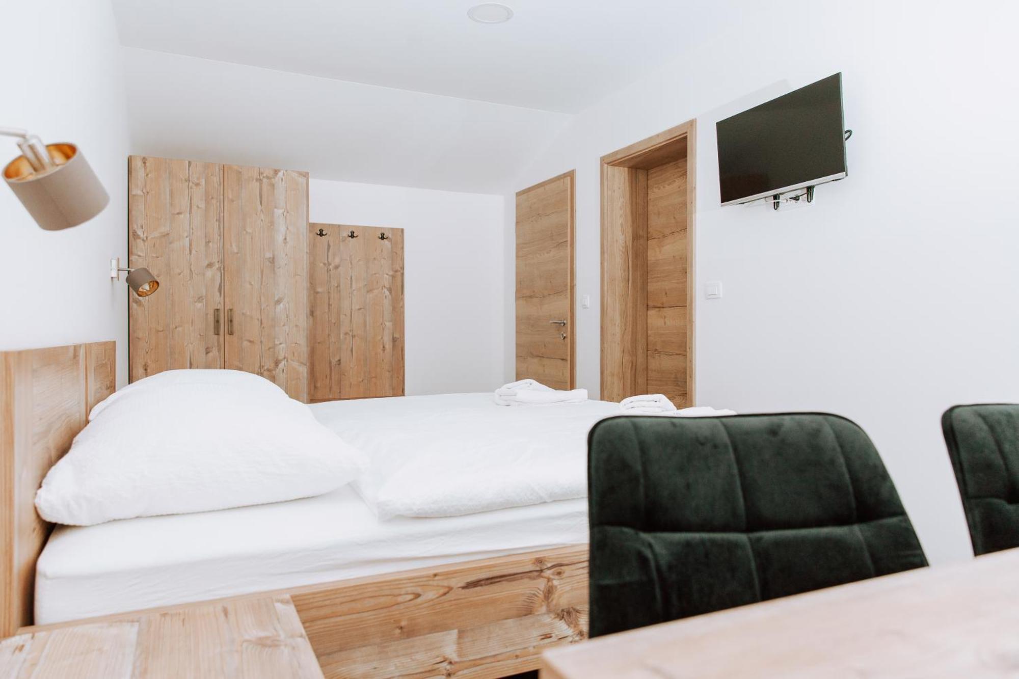 Hotel Gostisce Krivograd Prevalje Habitación foto